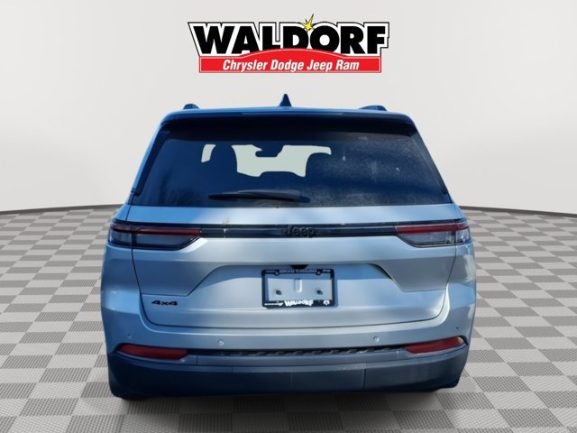 New 2026 Jeep Grand Cherokee Altitude AWD/4WD image 3