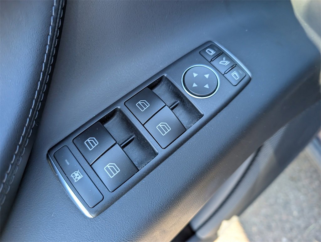 Used 2021 Tesla Model X Long Range image 13