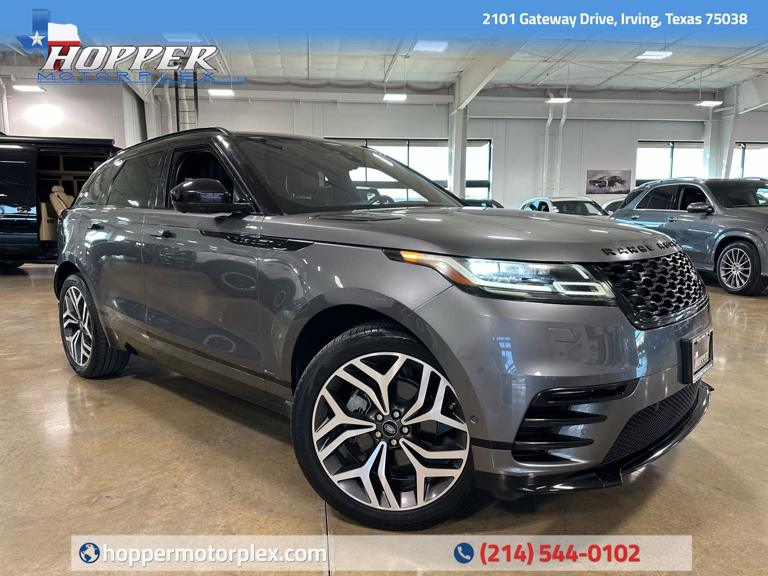 Used 2019 Land Rover Range Rover Velar R-Dynamic SE image 1