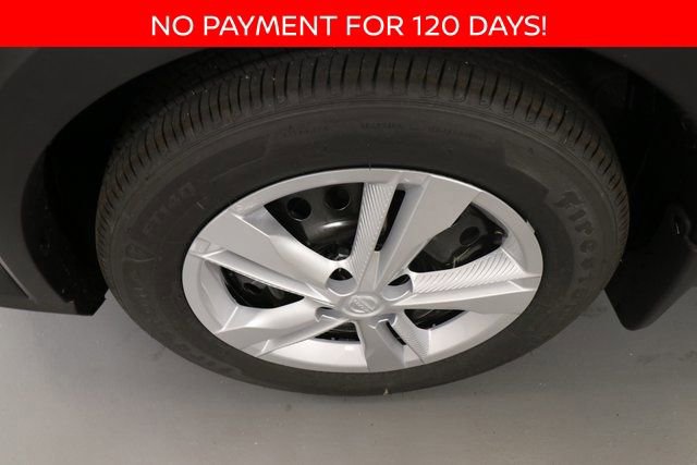 New 2025 Nissan Kicks Play S image 5