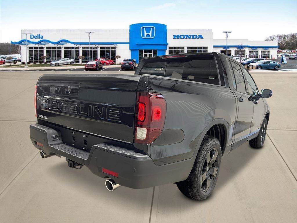 New 2026 Honda Ridgeline Black Edition image 3