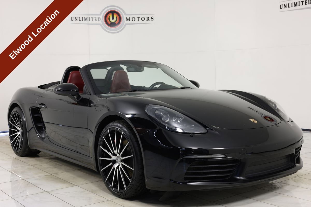 Used 2018 Porsche 718 Boxster RWD image 39