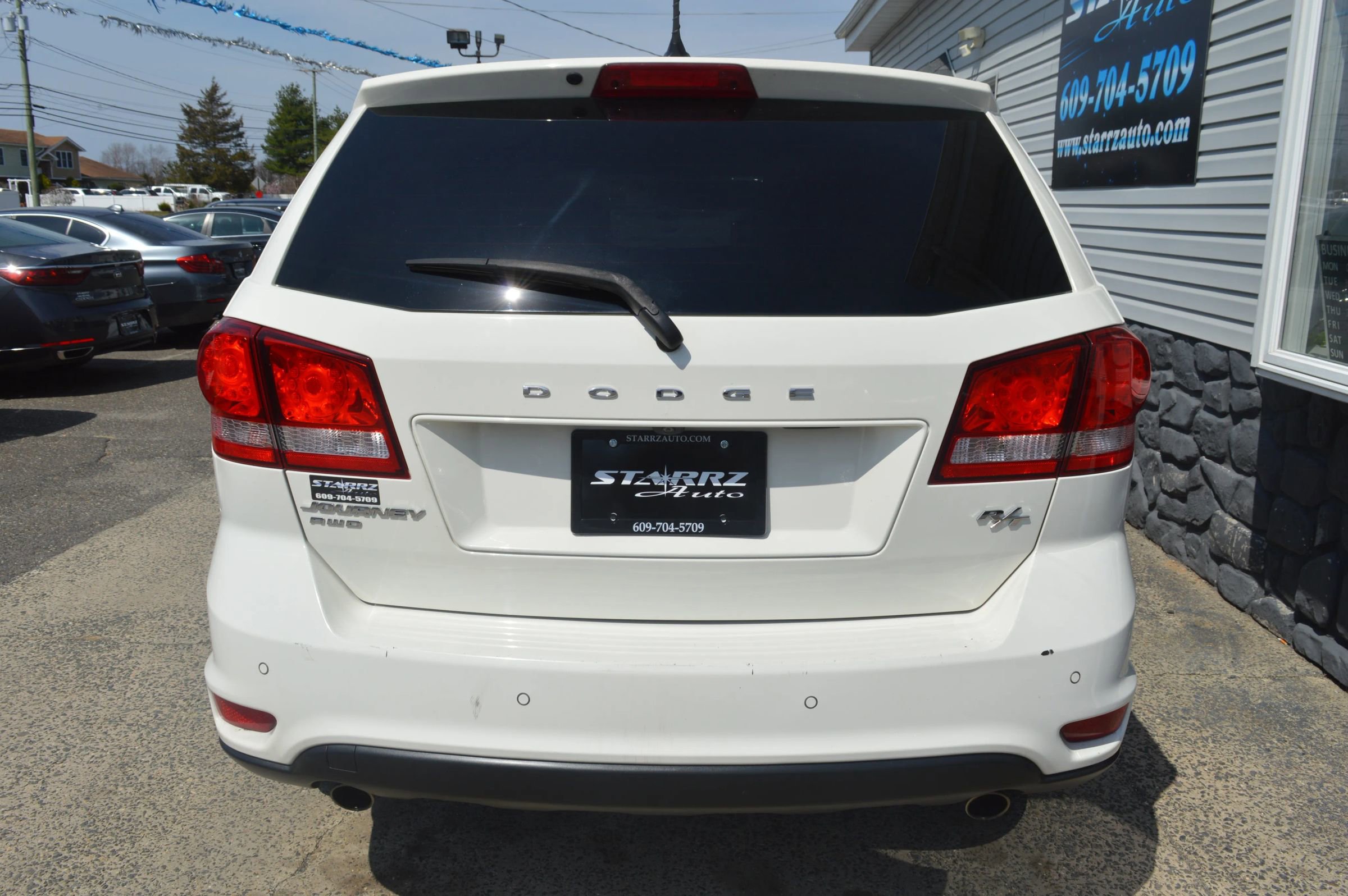 Used 2015 Dodge Journey R/T w/ Flexible Seating Group image 4