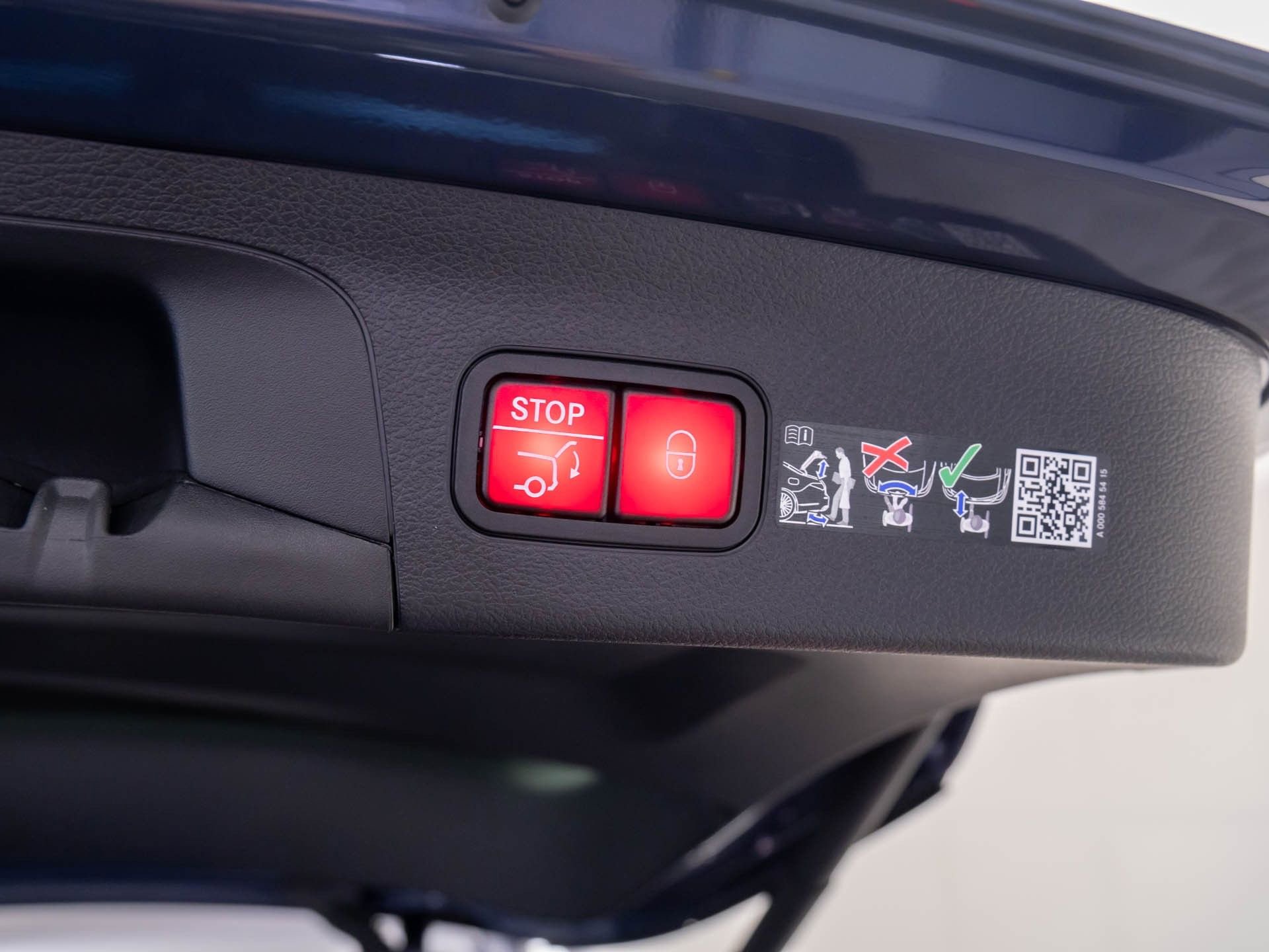 New 2026 Mercedes-Benz GLS 450 4MATIC image 39