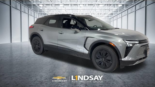 New 2026 Chevrolet Blazer EV LT w/ Midnight/Sport Edition FWD image 3