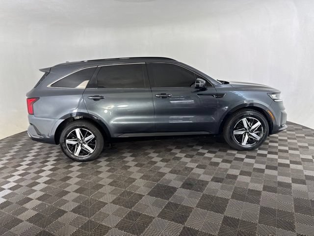 Used 2023 Kia Sorento S w/ Panoramic Sunroof Package FWD image 4