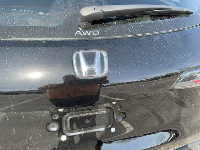 Used 2025 Honda HR-V LX image 8