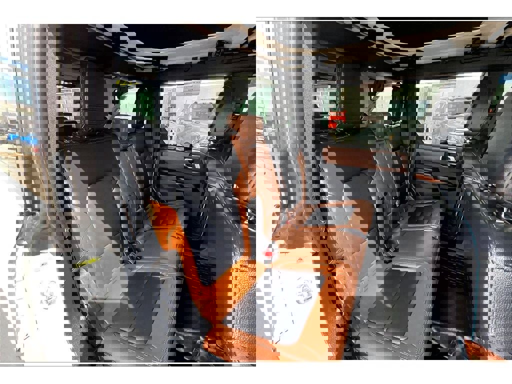 Used 2024 Ford Bronco Outer Banks image 30