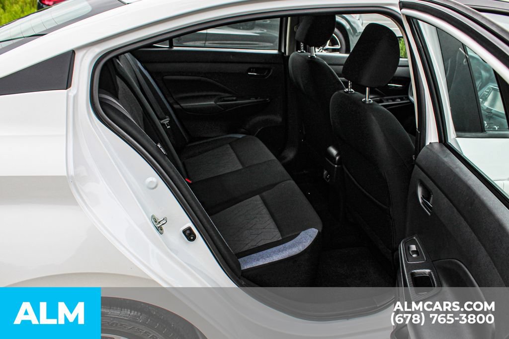 Used 2024 Nissan Versa SV FWD image 18