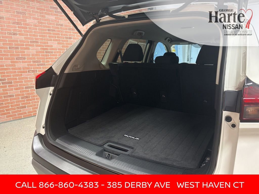 Certified 2023 Nissan Rogue S image 27