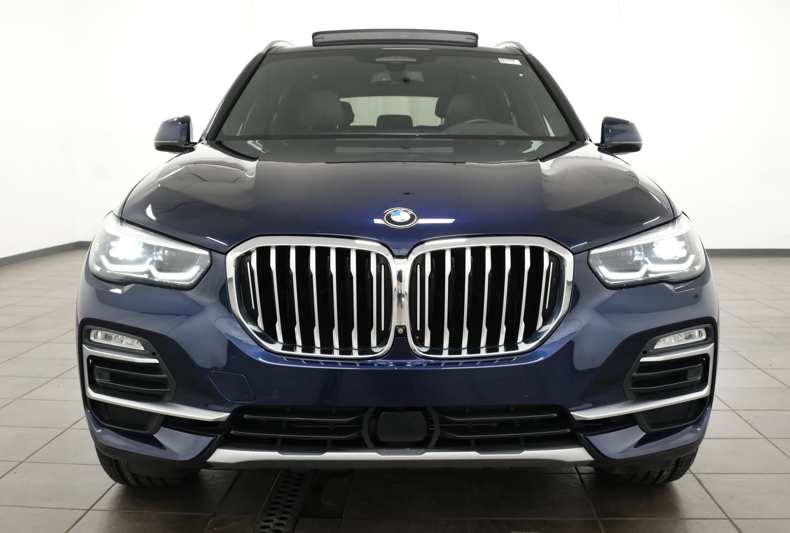 Used 2020 BMW X5 xDrive40i w/ Premium Package AWD/4WD image 7