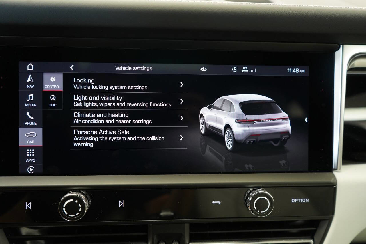 Used 2024 Porsche Macan image 85