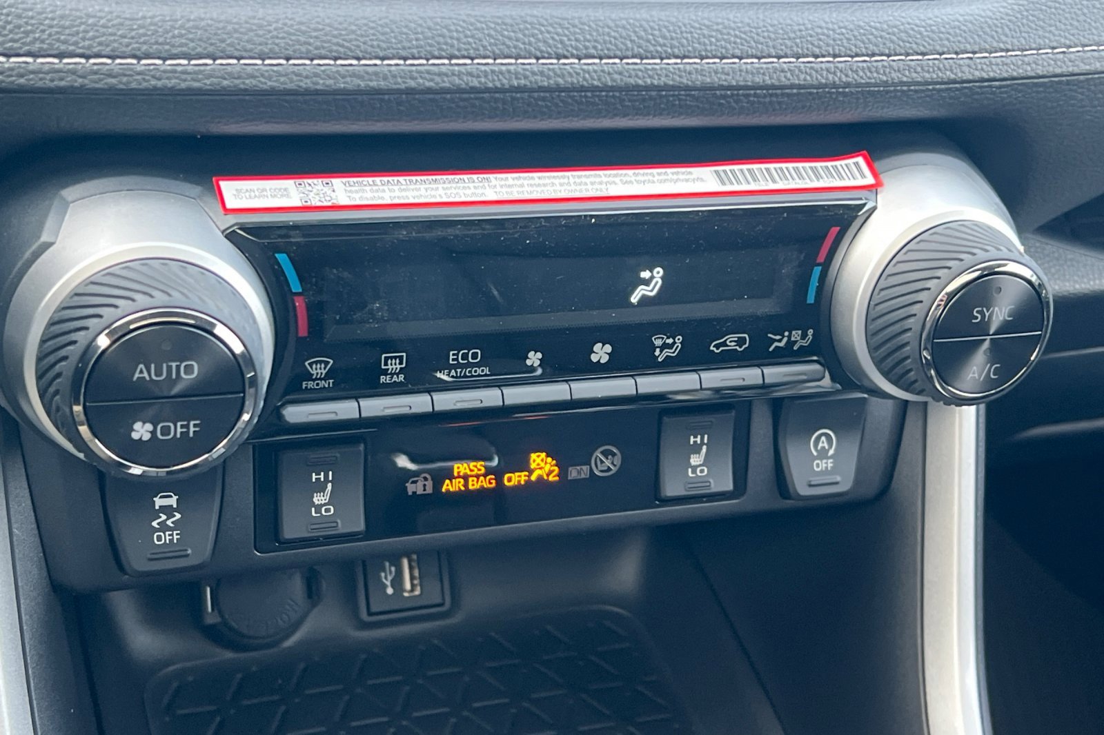 New 2025 Toyota RAV4 XLE Premium w/ Weather Package image 17