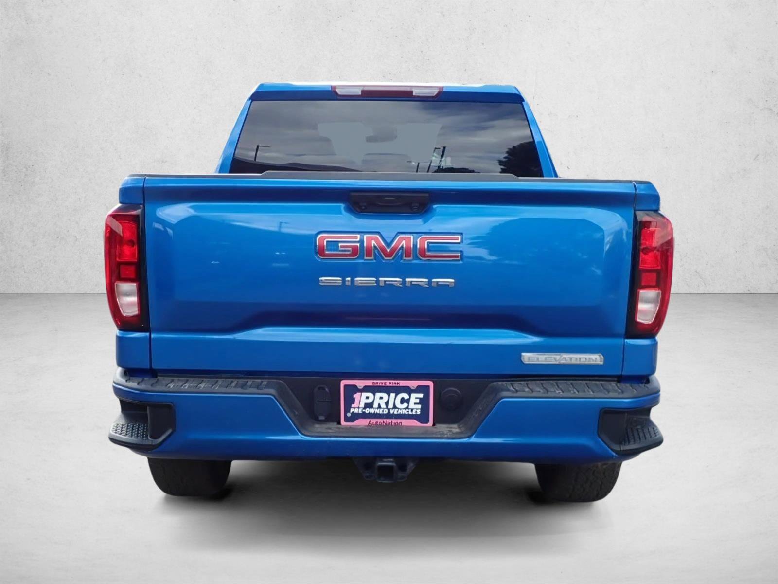Used 2024 GMC Sierra 1500 Elevation AWD/4WD image 3