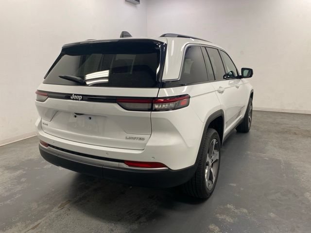 Used 2026 Jeep Grand Cherokee Limited AWD/4WD image 6