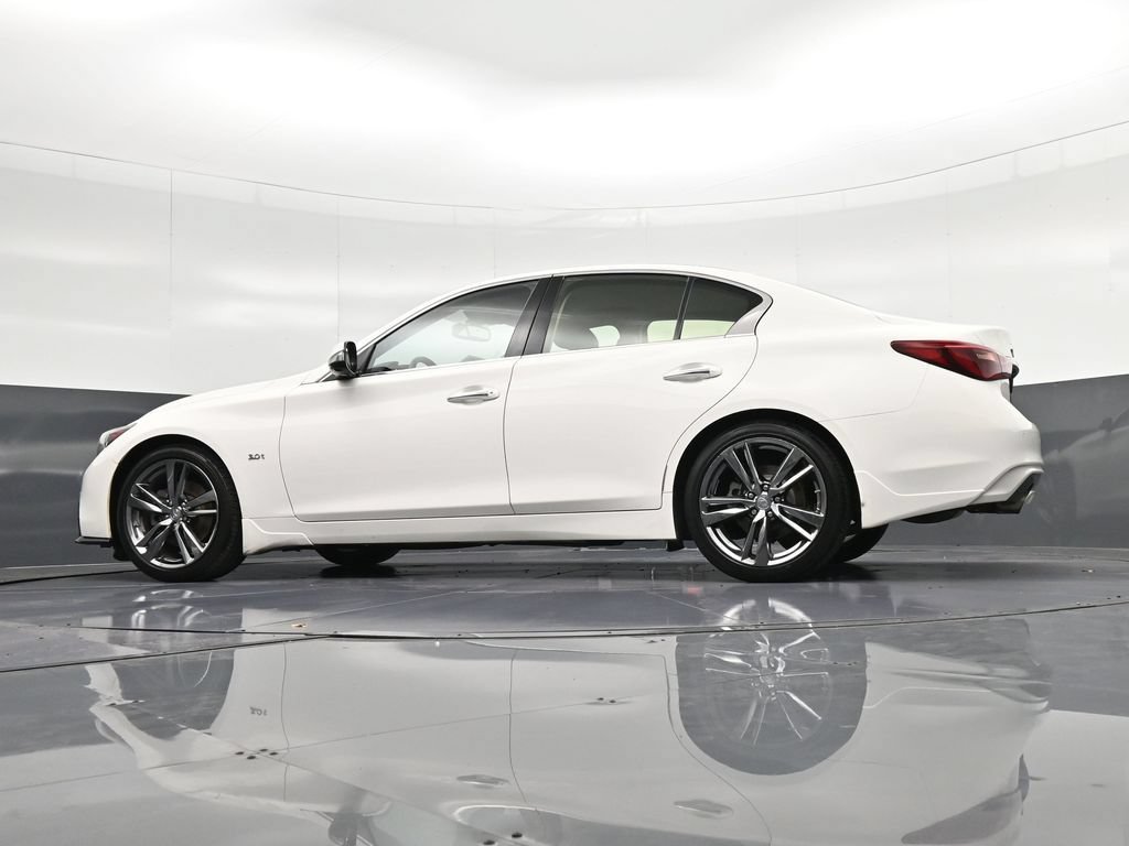 Used 2019 INFINITI Q50 Signature Edition w/ Cargo Package (L96) RWD image 32