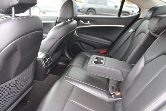 Used 2022 Genesis G70 2.0T RWD image 37