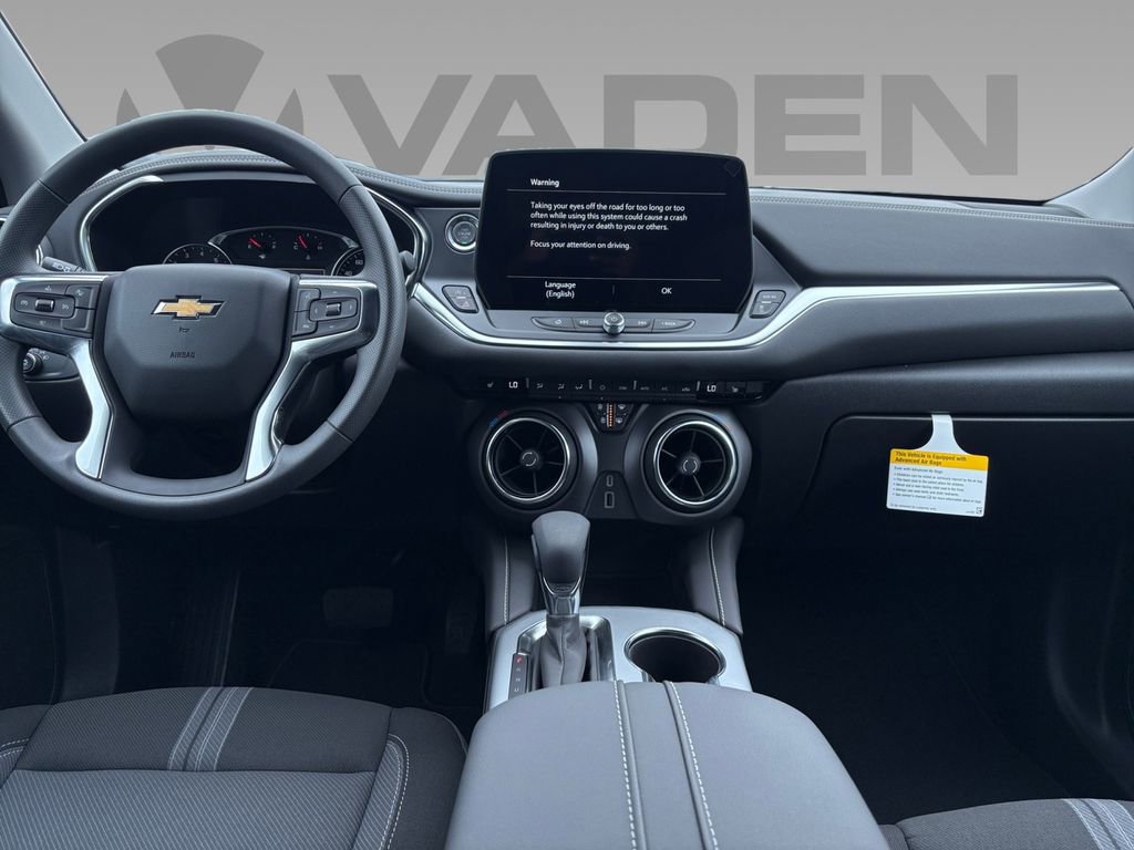 New 2026 Chevrolet Blazer LT w/ Midnight/Sport Edition FWD image 2