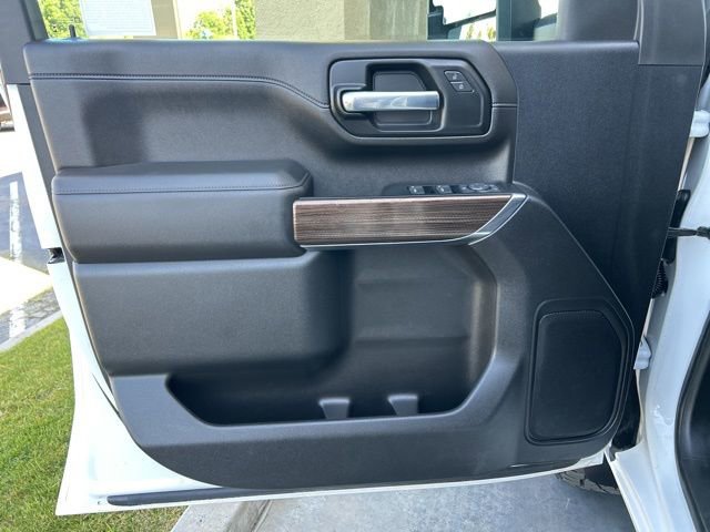 Used 2023 Chevrolet Silverado 2500 LT AWD/4WD image 13
