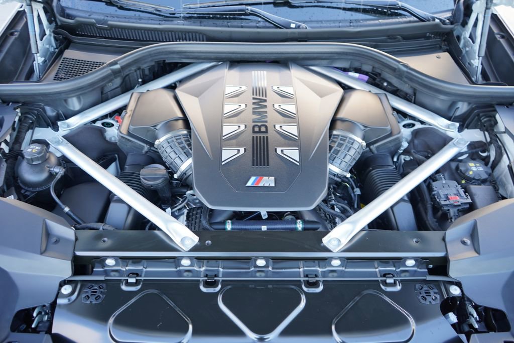 New 2026 BMW X7 M60i image 21