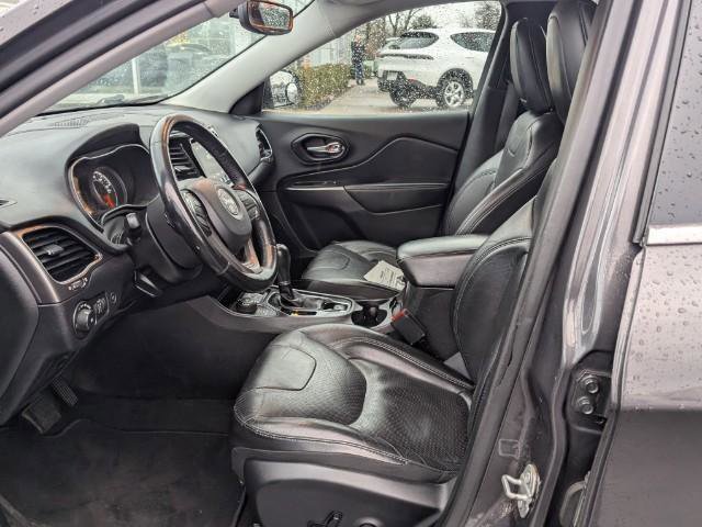 Used 2020 Jeep Cherokee Limited image 14