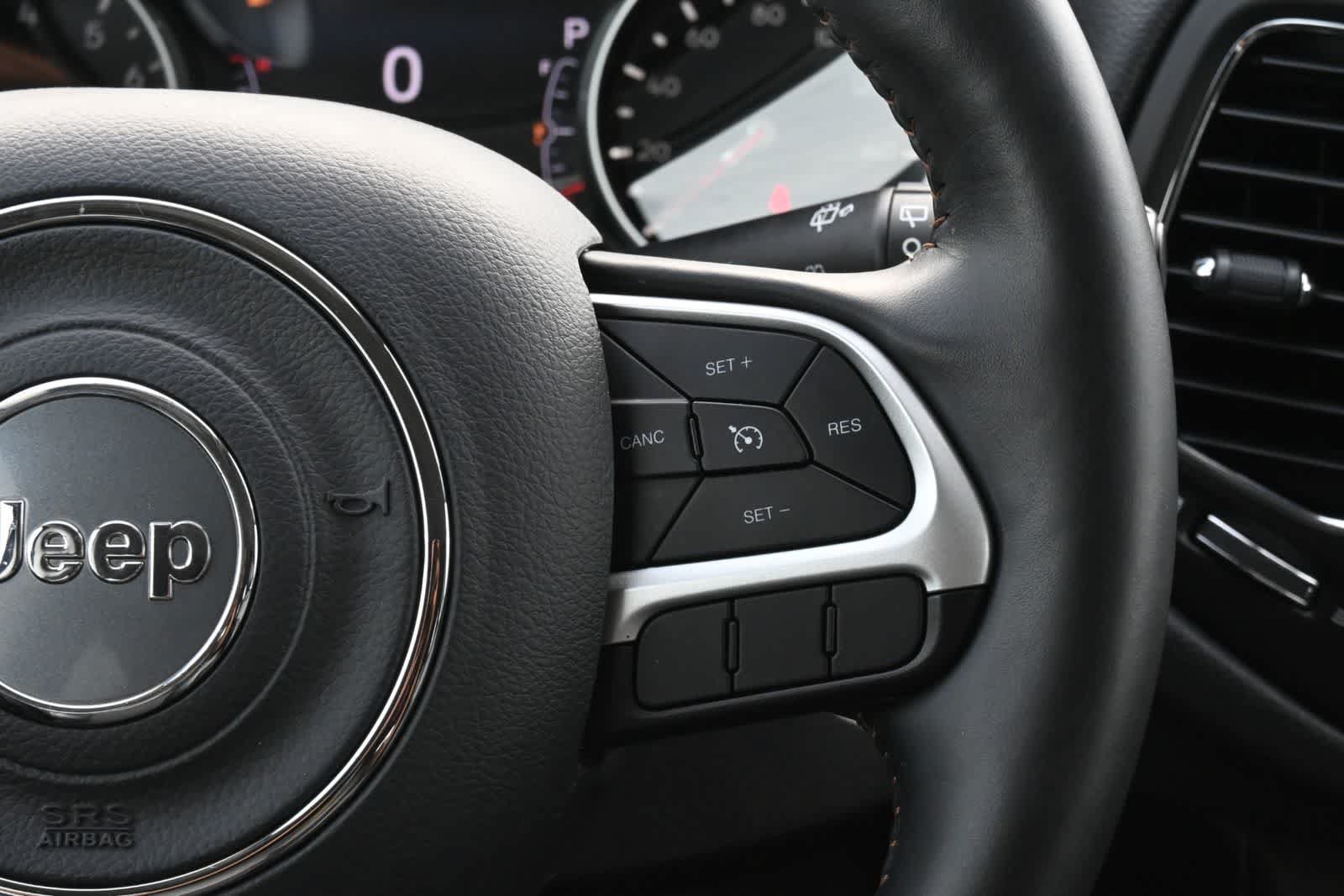 Used 2019 Jeep Compass Latitude w/ Popular Equipment Group AWD/4WD image 11