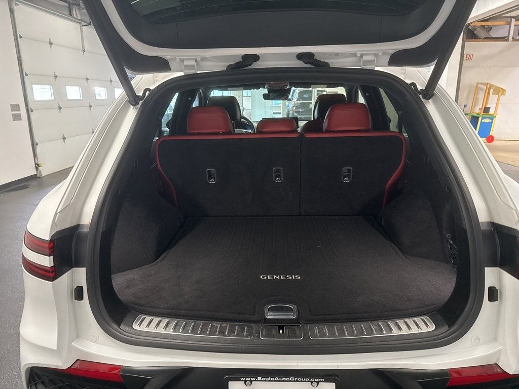 Used 2023 Genesis GV70 3.5T Sport w/ Sport Prestige Package image 29