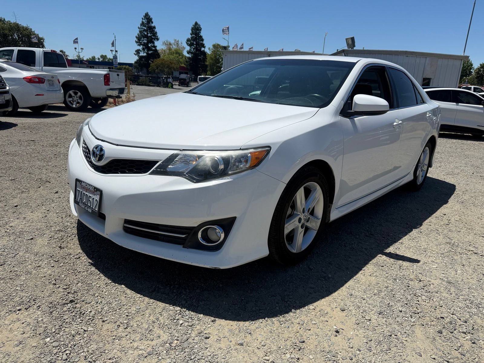 Used 2014 Toyota Camry SE