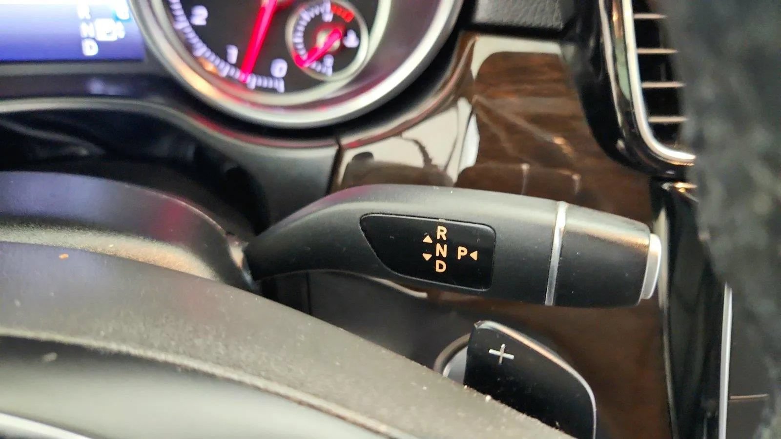 Used 2018 Mercedes-Benz GLE 350 4MATIC image 28