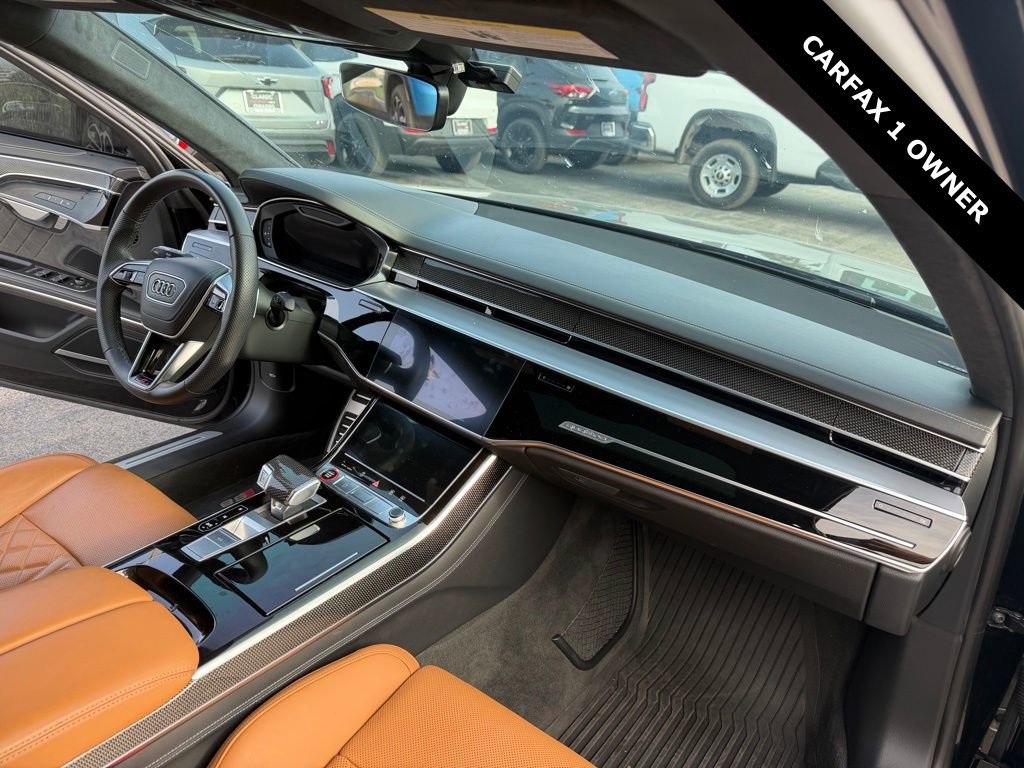 Used 2023 Audi S8 AWD/4WD image 11
