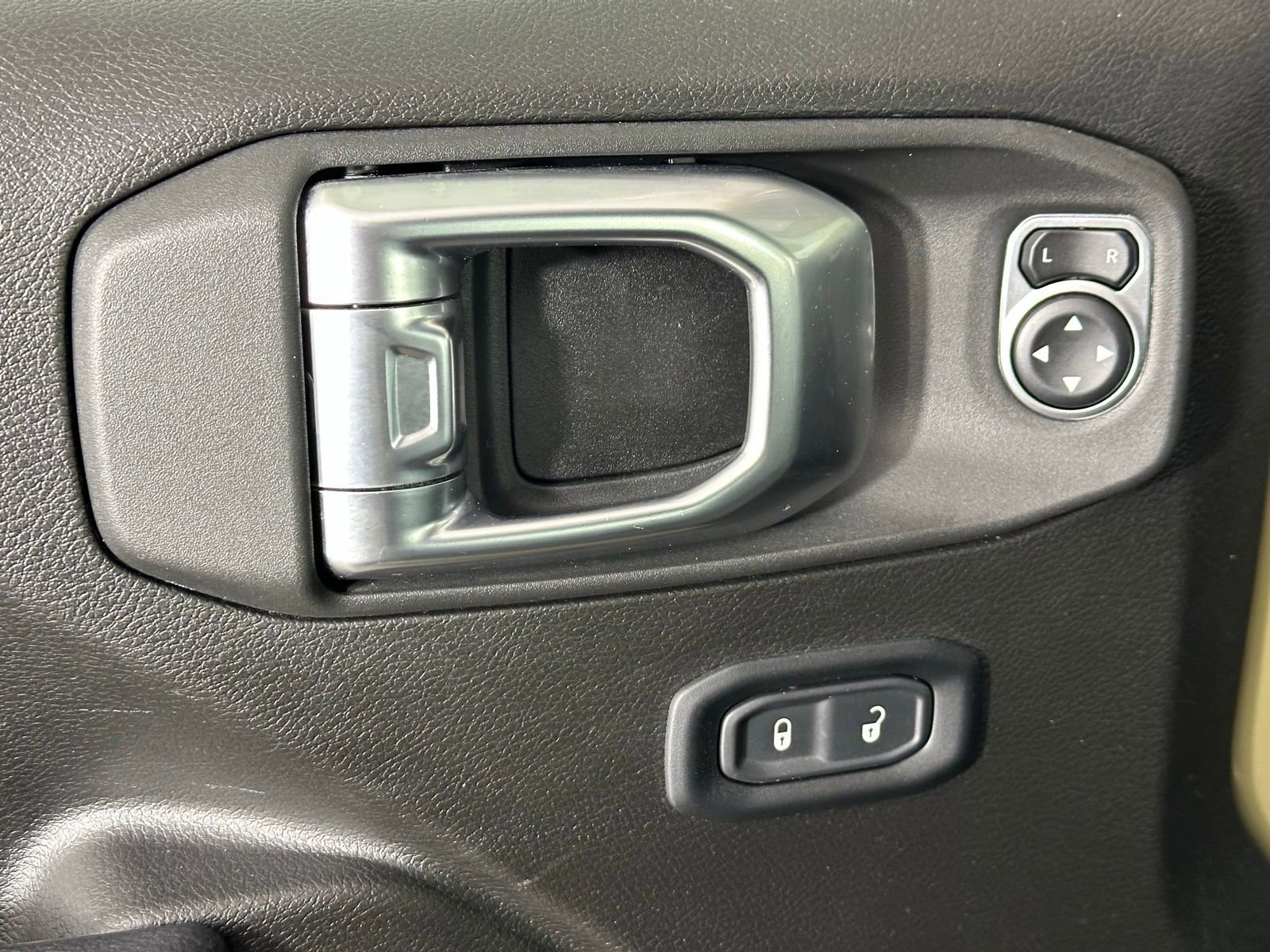 Used 2025 Jeep Wrangler Unlimited Sport S 4xe w/ Convenience Group image 35