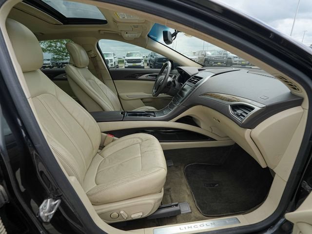 Used 2014 Lincoln MKZ w/ Equipment Group 102A Reserve FWD image 15