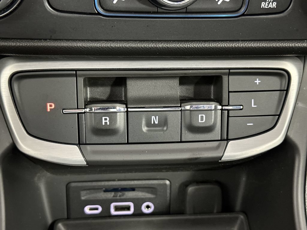 Used 2023 GMC Terrain SLT AWD/4WD image 18
