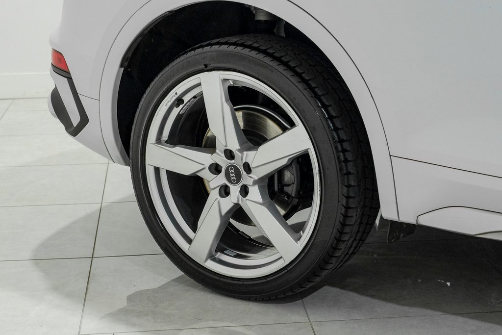 Used 2022 Audi SQ5 Premium Plus w/ Premium Plus Package image 51