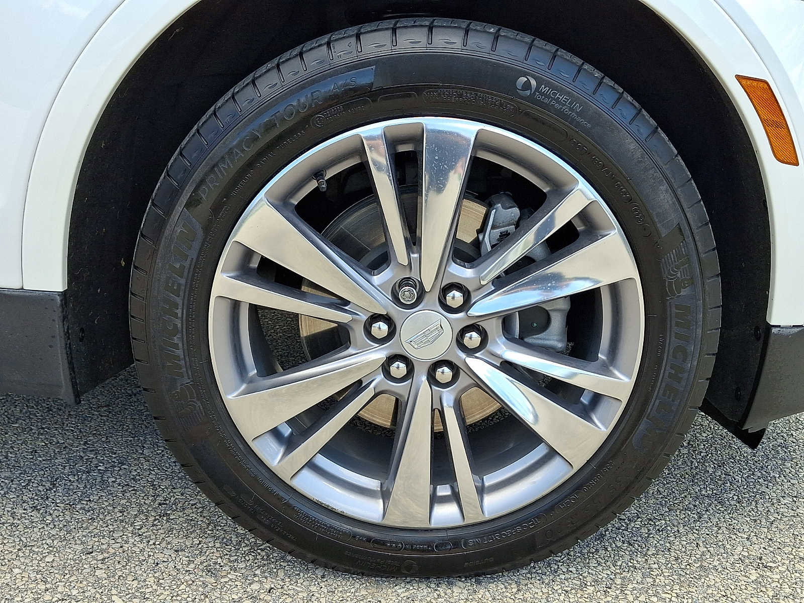 Certified 2023 Cadillac XT5 Premium Luxury image 10