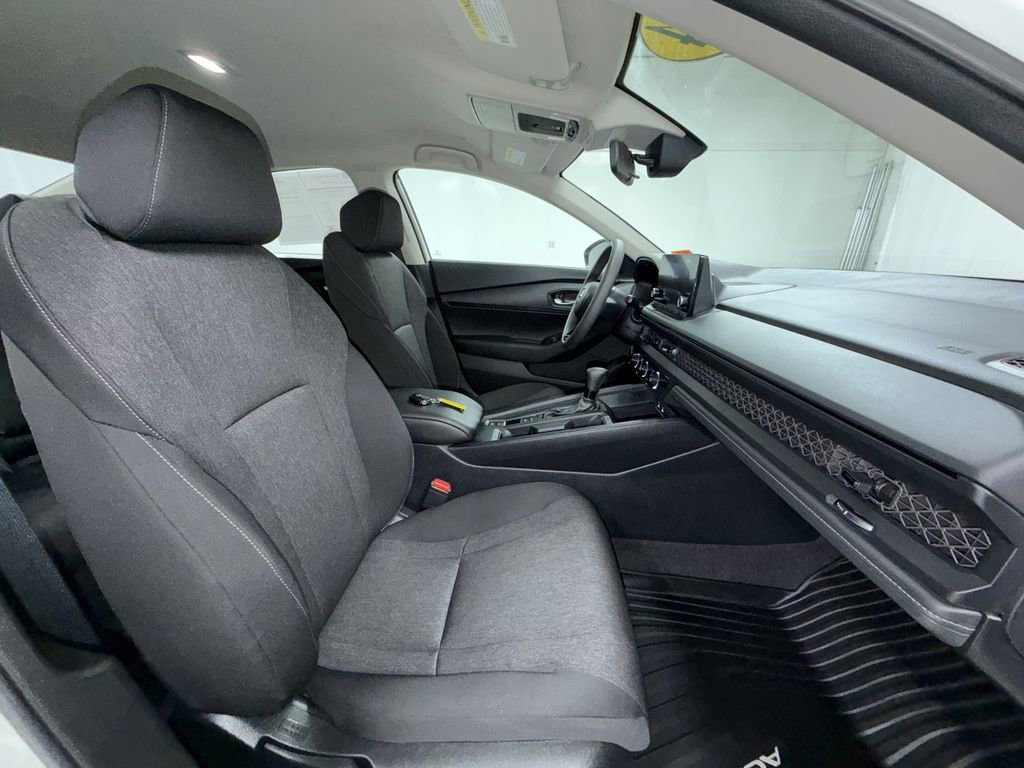 Used 2024 Honda Accord LX image 8