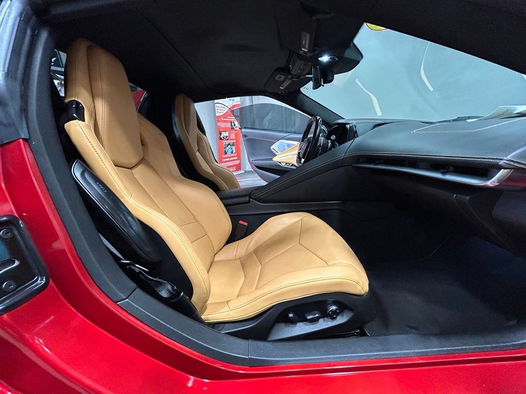 Used 2022 Chevrolet Corvette Stingray Preferred Conv w/ Z51 Performance Package RWD image 42