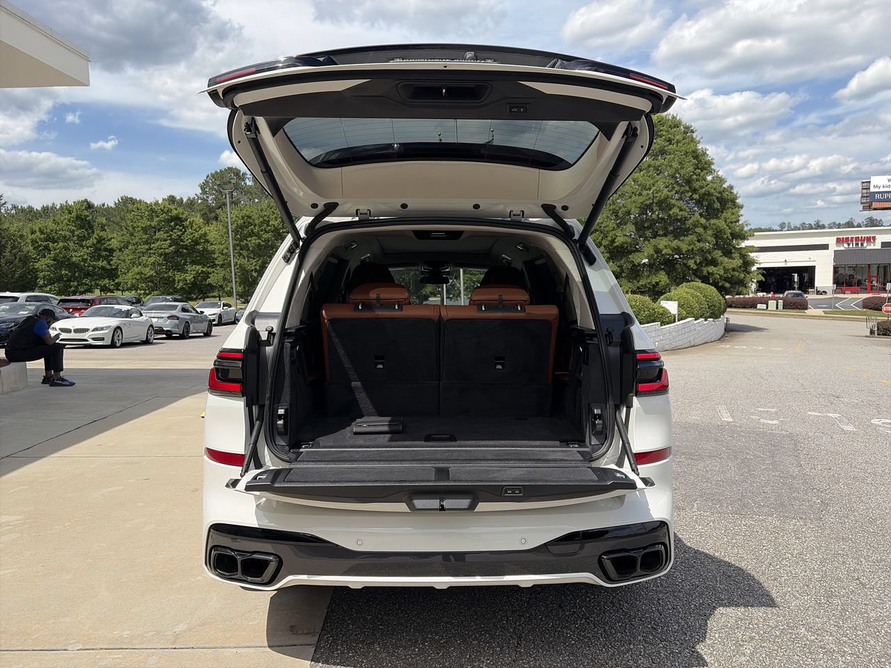 Certified 2025 BMW X7 M60i AWD/4WD image 34