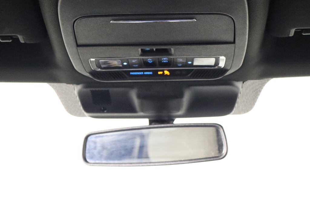 Used 2023 Ford F150 Lightning Platinum AWD/4WD image 27