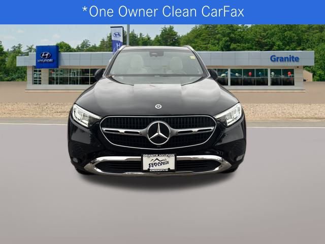 Used 2024 Mercedes-Benz GLC 300 4MATIC image 3