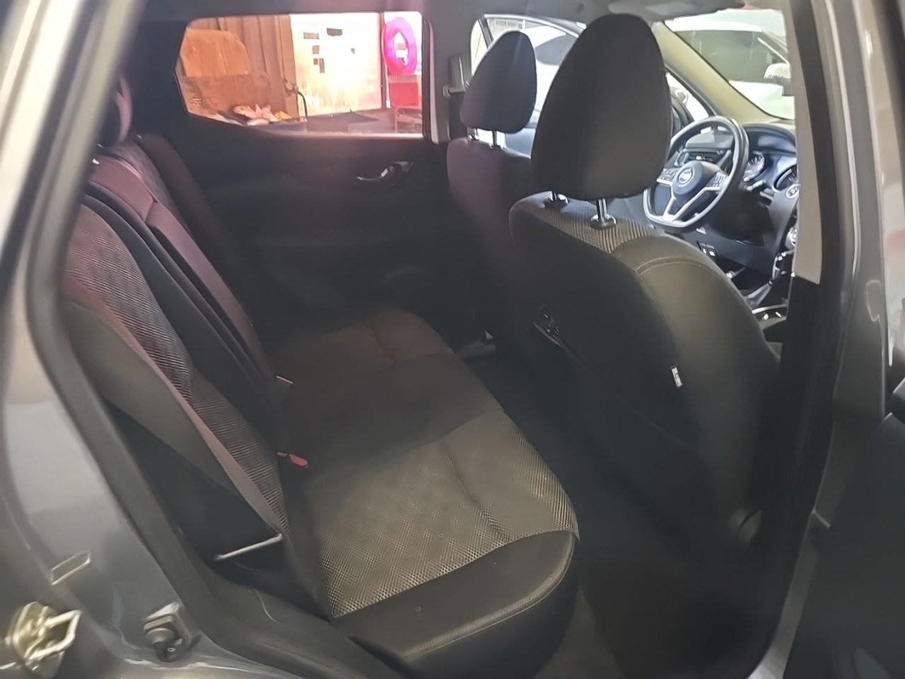 Used 2018 Nissan Rogue Sport SV FWD image 10