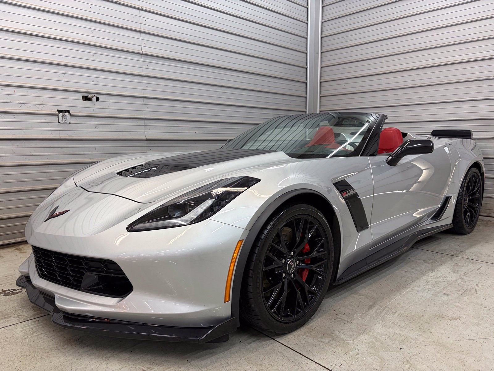 Used 2015 Chevrolet Corvette Z06 w/ 3LZ Preferred Equipment Group RWD image 10