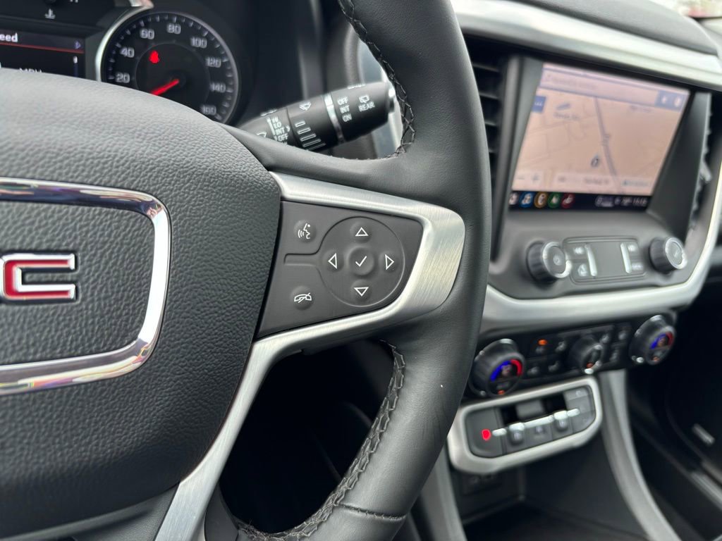 Used 2023 GMC Acadia SLT w/ Preferred Package image 38