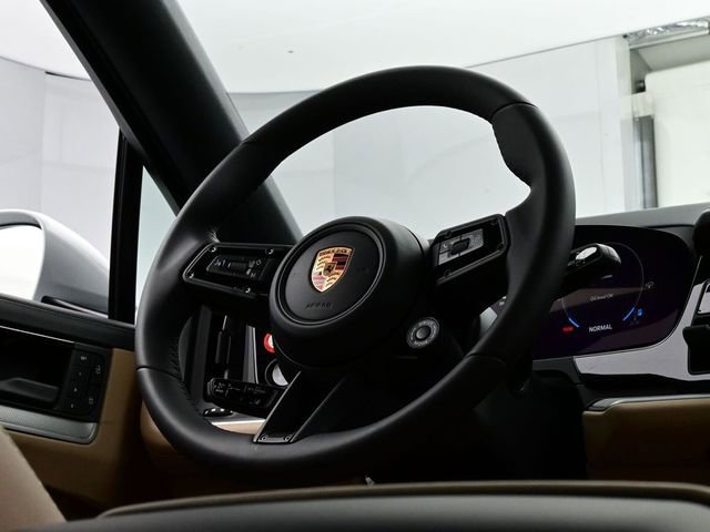 New 2026 Porsche Cayenne S image 20