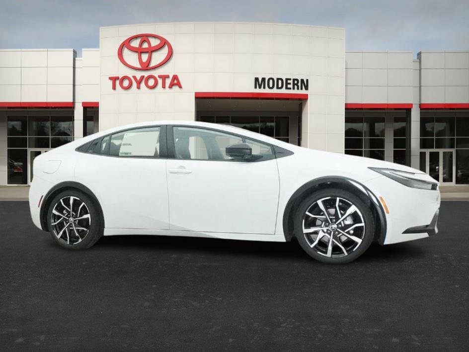 New 2026 Toyota Prius Plug-In Hybrid w/ Limited Premium Package FWD image 28