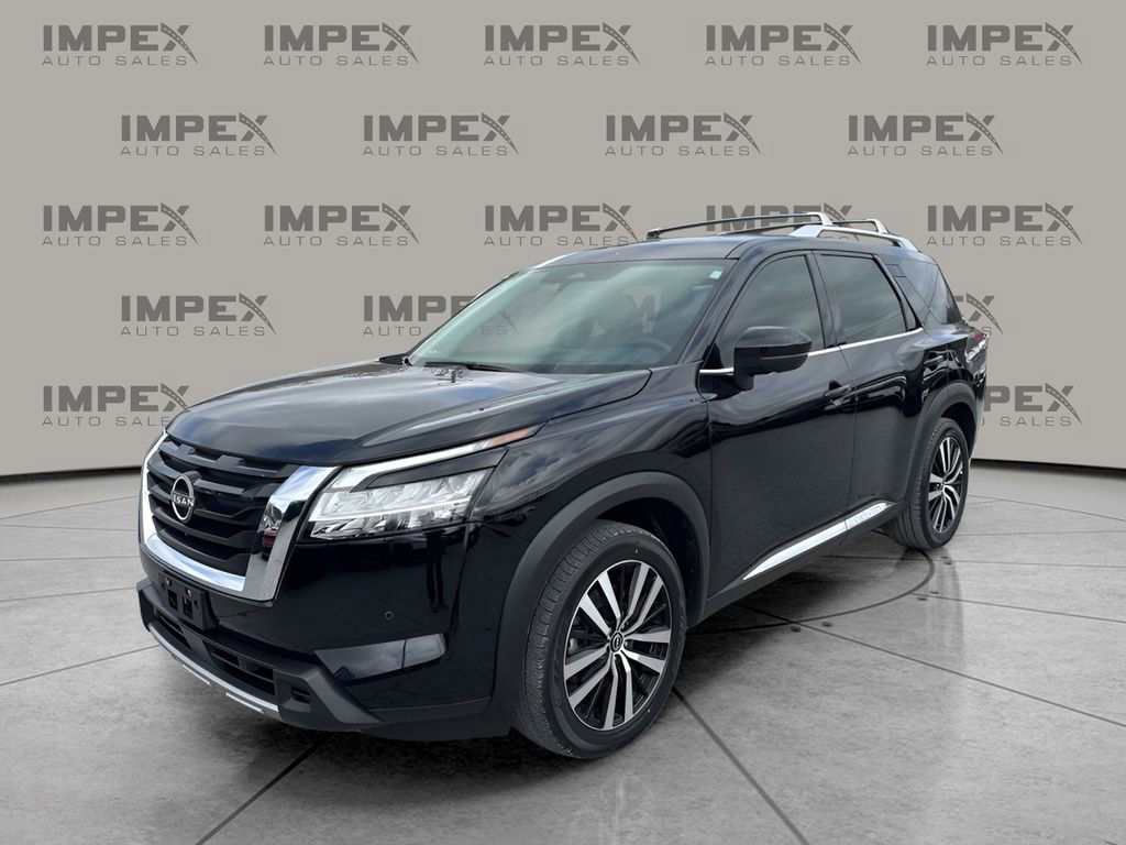 Used 2023 Nissan Pathfinder Platinum w/ Cargo Package AWD/4WD image 1