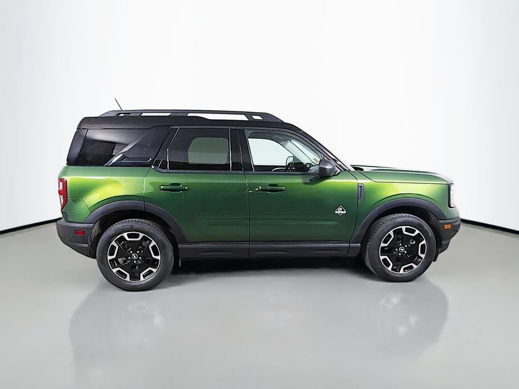 Used 2023 Ford Bronco Sport Outer Banks w/ Tech Package AWD/4WD image 5