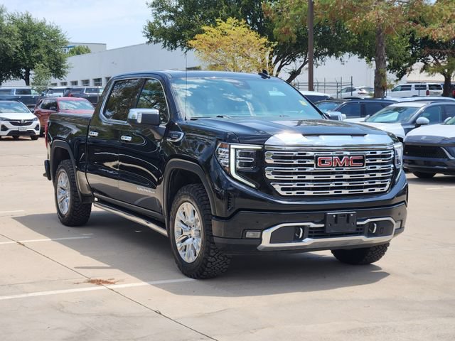 Used 2023 GMC Sierra 1500 Denali AWD/4WD image 3