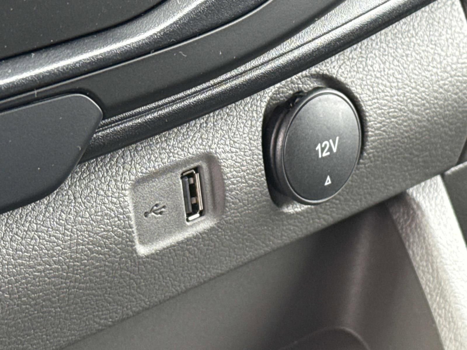 New 2026 Ford Transit 150 148 Medium Roof w/ Load Area Protection Package image 17