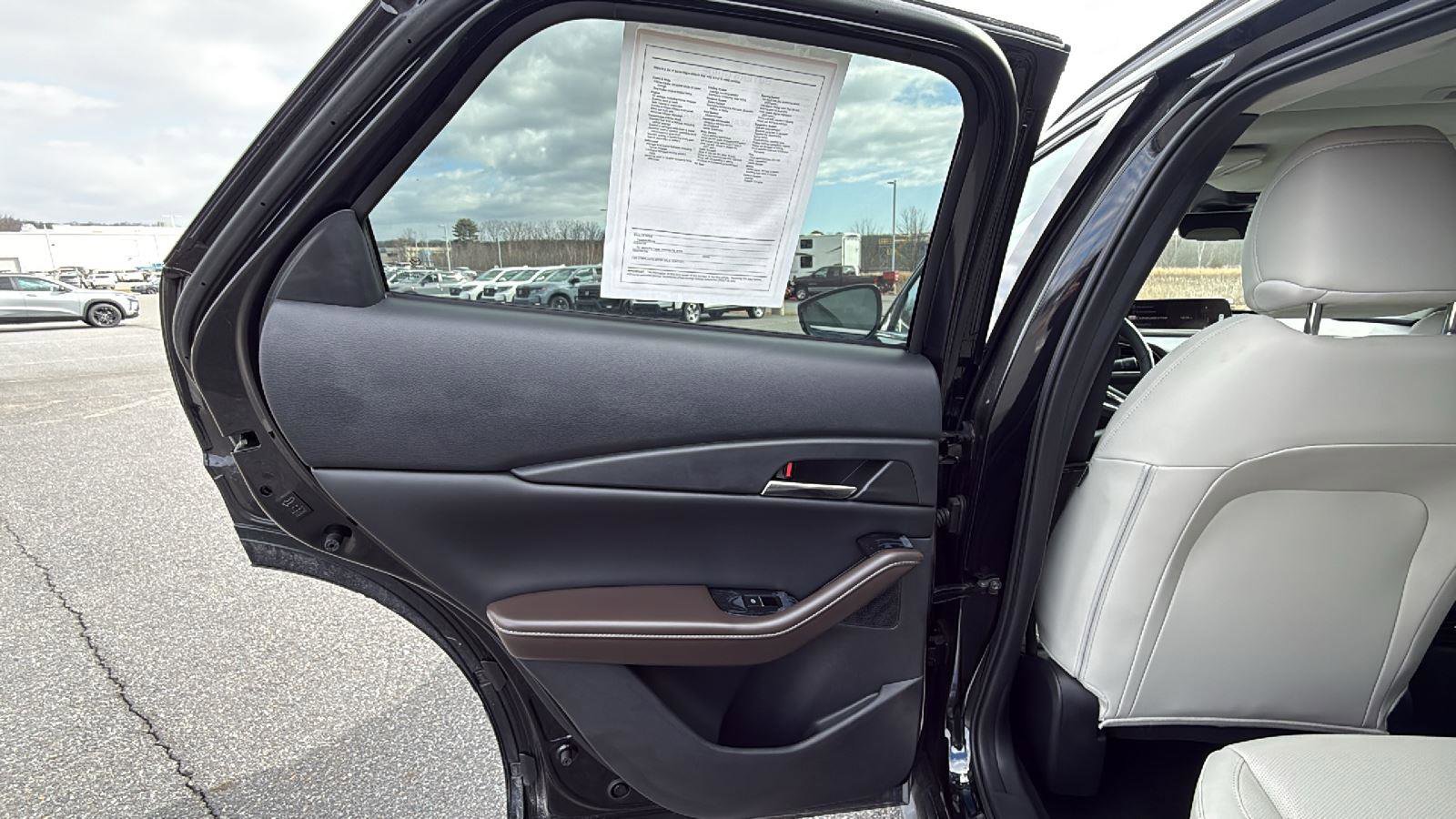 Certified 2025 MAZDA CX-30 2.5 Turbo w/ Premium Plus Pkg image 21